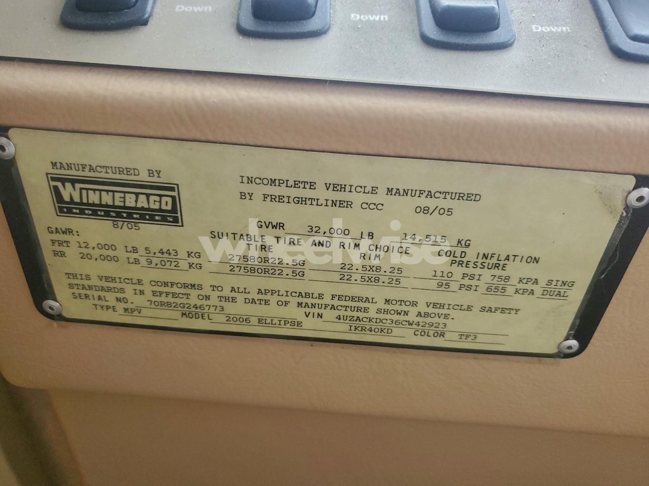 Photo 10 of 2006 FREIGHTLINER CHASSIS X LINE MOTOR HOME (VIN 4UZACKDC36CW42923)