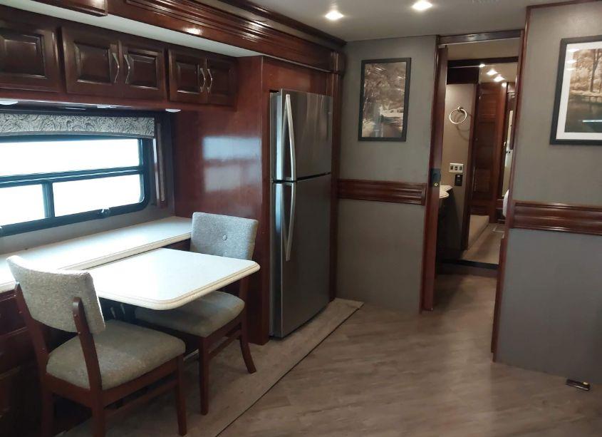 Photo 14 of 2018 Freightliner Motor HOME XC (VIN 4UZACWFC9JCKK1754)