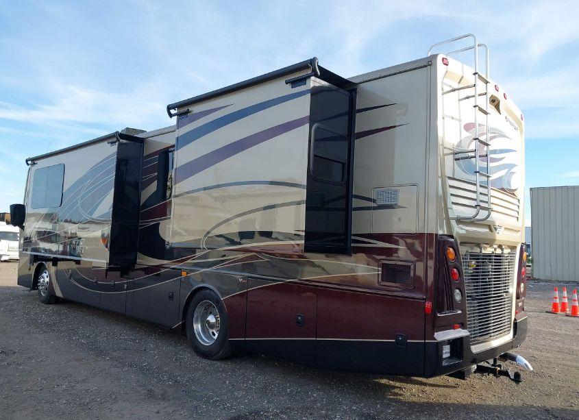 Photo 3 of 2018 Freightliner Motor HOME XC (VIN 4UZACWFC9JCKK1754)