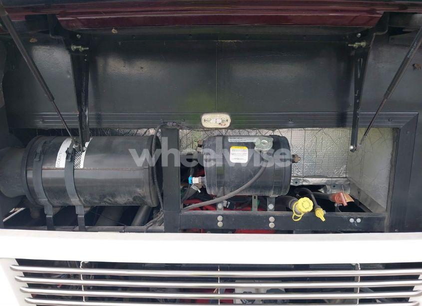 Photo 10 of 2017 Freightliner Chassis XC (VIN 4UZFCGCY1HCJD6151)