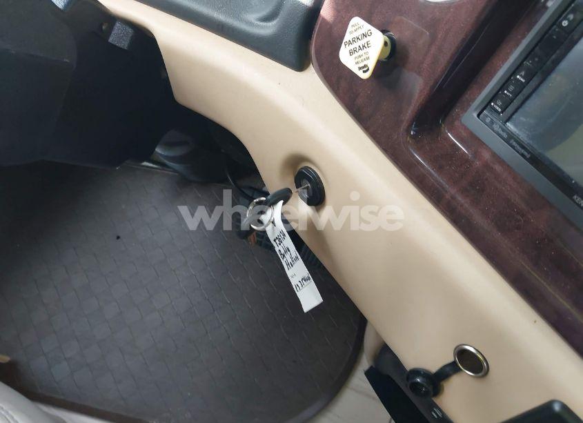 Photo 11 of 2017 Freightliner Chassis XC (VIN 4UZFCGCY1HCJD6151)