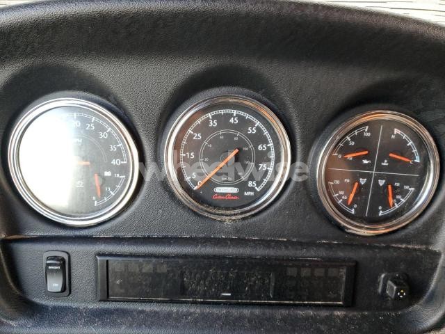 Photo 7 of 2019 FREIGHTLINER CHASSIS XC N/A (VIN 4UZFCGFG3KCLS7892)