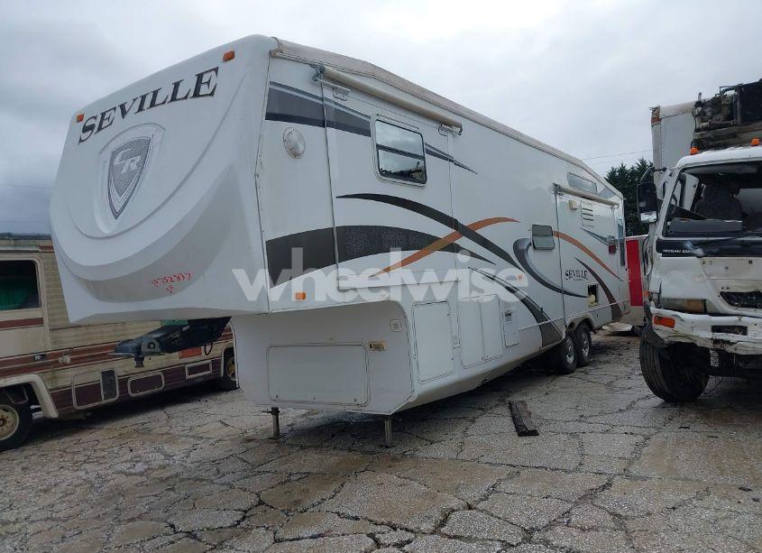 Photo 2 of 2008 Crossroads Seville 36 SK (VIN 4V0FC36258E002925)