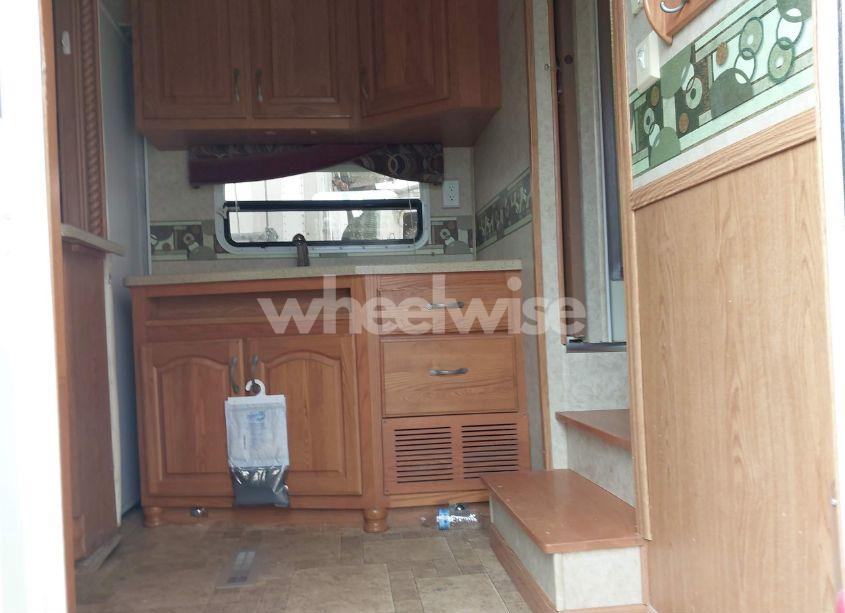 Photo 5 of 2008 Crossroads Seville 36 SK (VIN 4V0FC36258E002925)