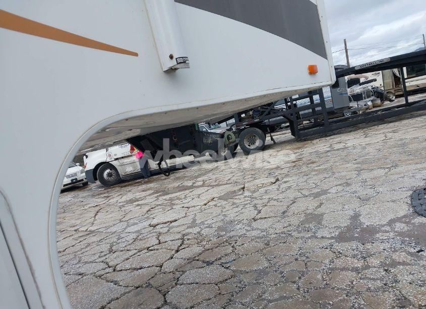 Photo 7 of 2008 Crossroads Seville 36 SK (VIN 4V0FC36258E002925)