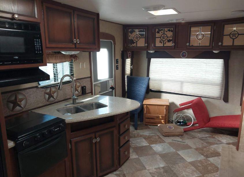 Photo 8 of 2015 Crossroads Longhorn TEXAS EDITION 27RL (VIN 4V0TC2728FJ004216)