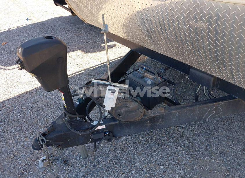 Photo 10 of 2013 Crossroads Zinger ZT328S (VIN 4V0TC3225DA019735)