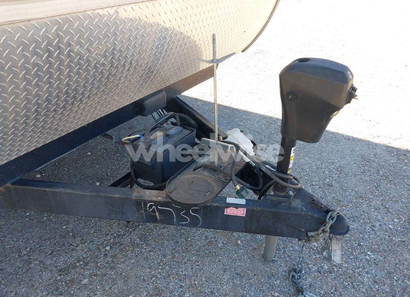 Photo 7 of 2013 Crossroads Zinger ZT328S (VIN 4V0TC3225DA019735)