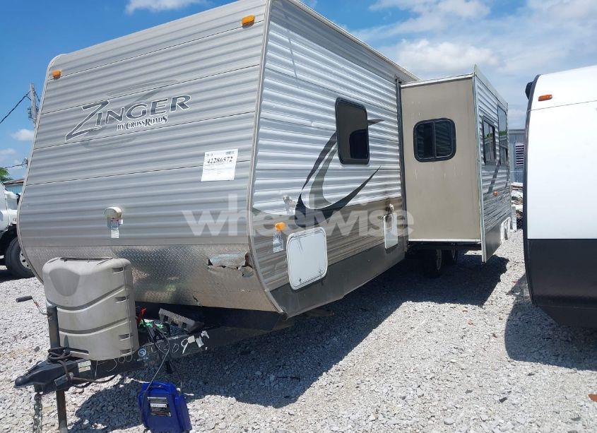 Photo 2 of 2015 Crossroads Zinger ZT328S (VIN 4V0TC3225FJ004509)