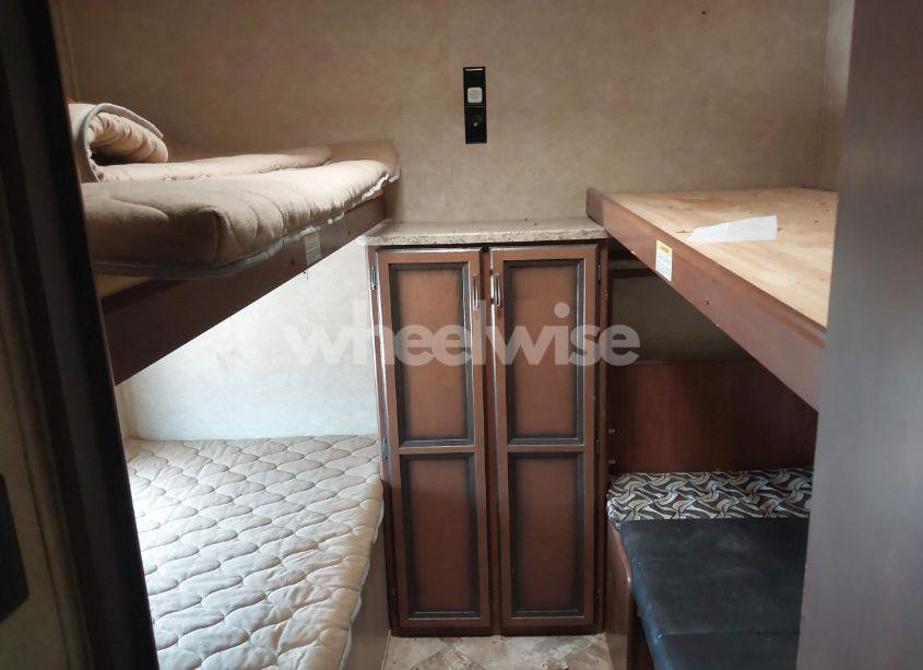 Photo 8 of 2015 Crossroads Zinger ZT328S (VIN 4V0TC3225FJ004509)