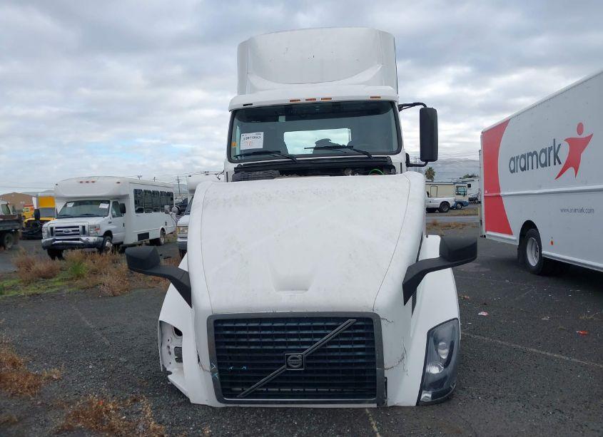 Photo 14 of 2012 Volvo Vn VNL (VIN 4V4N19EG0CN561131)