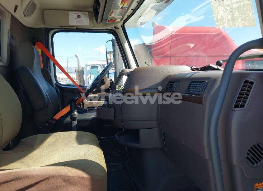 Photo 7 of 2012 Volvo Vn VNL (VIN 4V4N19EG1CN561154)