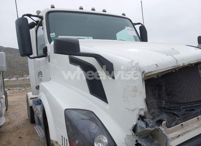 2012 Volvo Vn VNL (VIN 4V4N39EG0CN556957) main photo