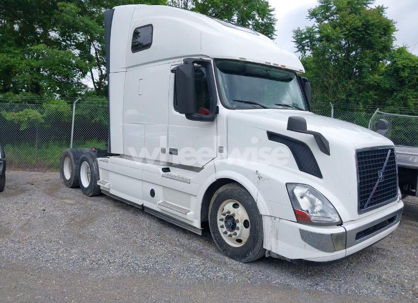 2016 Volvo Vn VNL (VIN 4V4N99EH5GN965923) main photo