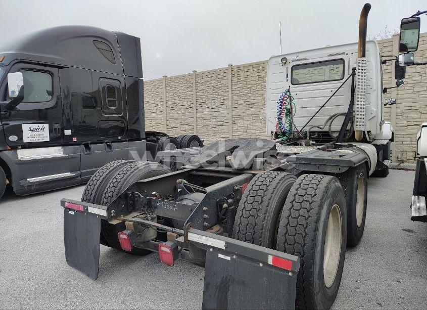 Photo 4 of 2017 Volvo Vnl N/A (VIN 4V4NC9DG7HN983559)