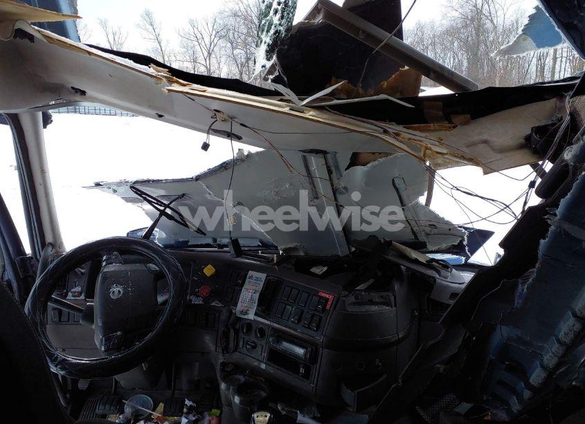 Photo 7 of 2016 Volvo Vn VNL (VIN 4V4NC9EG5GN924099)