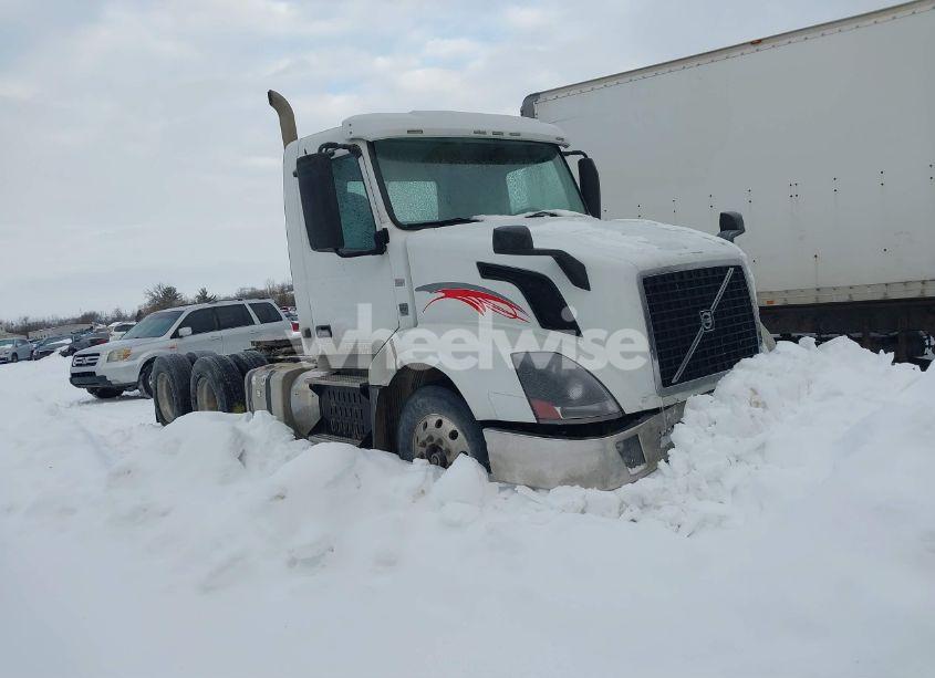 2012 Volvo Vn VNL (VIN 4V4NC9EG8CN541994) main photo