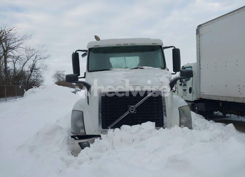 Photo 12 of 2012 Volvo Vn VNL (VIN 4V4NC9EG8CN541994)