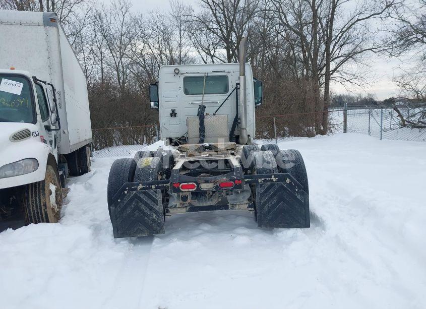 Photo 15 of 2012 Volvo Vn VNL (VIN 4V4NC9EG8CN541994)