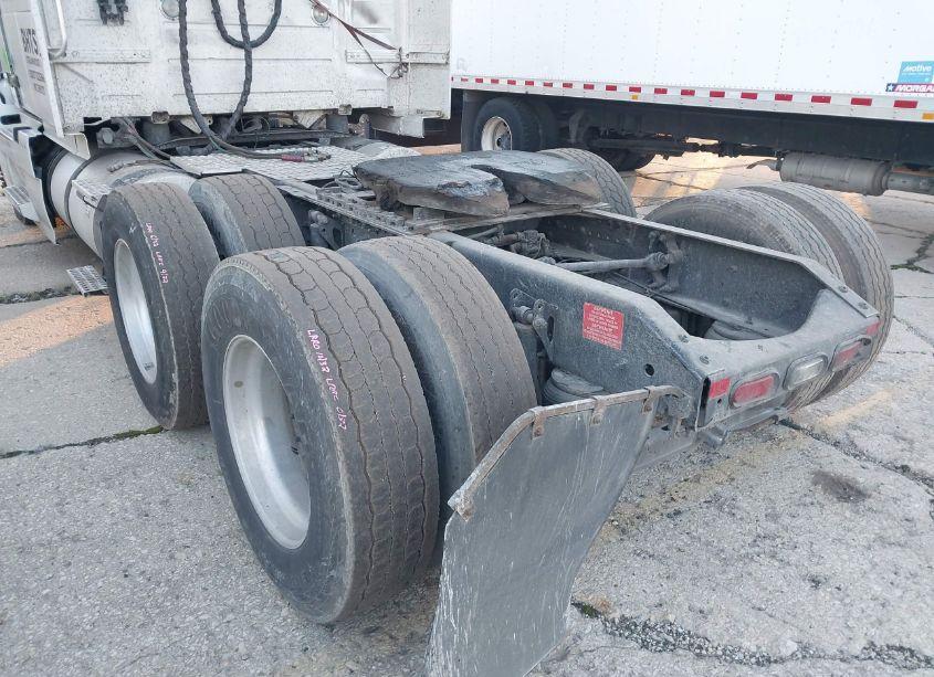 Photo 12 of 2016 Volvo Vn VNL (VIN 4V4NC9EH0GN937447)