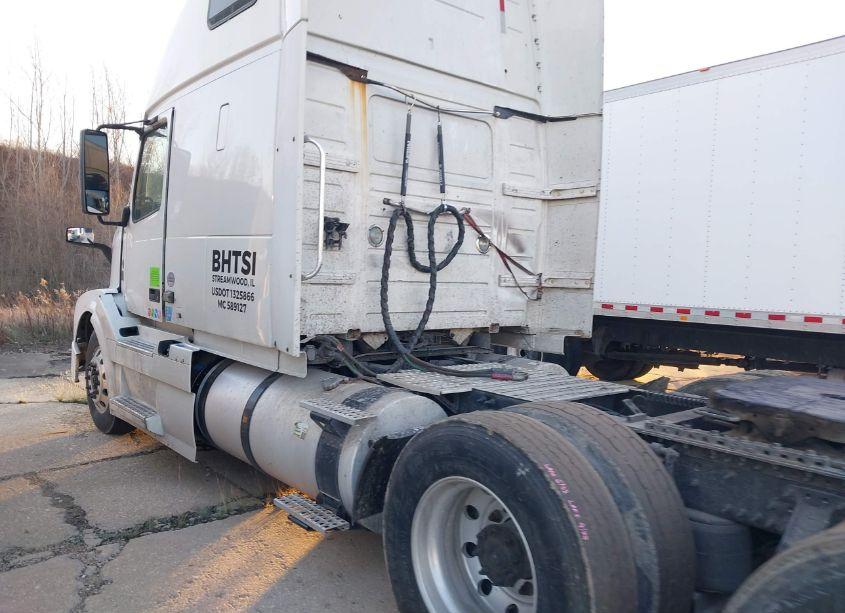 Photo 15 of 2016 Volvo Vn VNL (VIN 4V4NC9EH0GN937447)