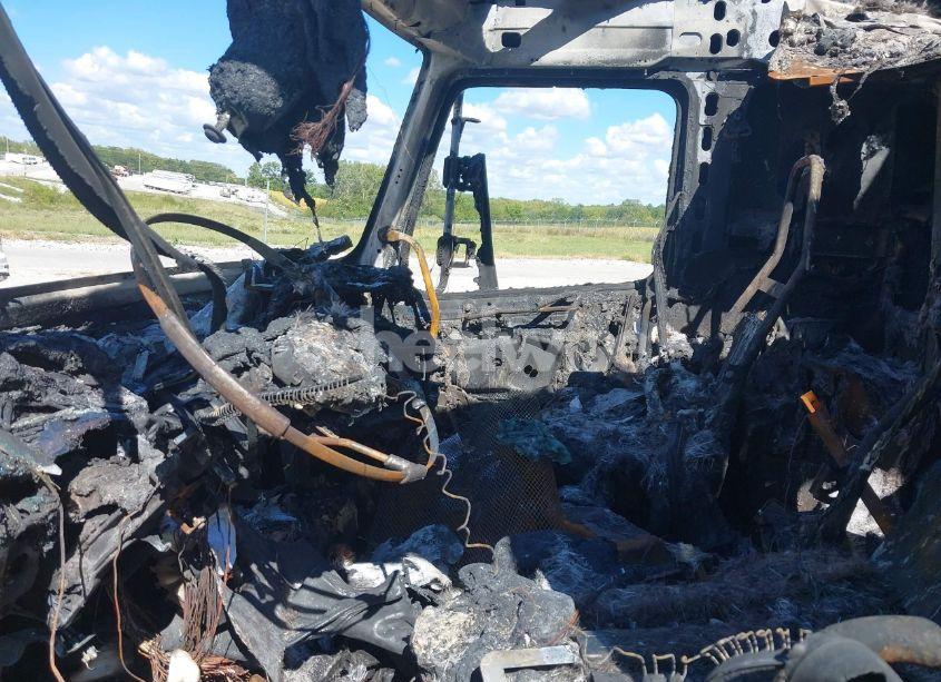 Photo 7 of 2015 Volvo Vn VNL (VIN 4V4NC9EH1FN916993)