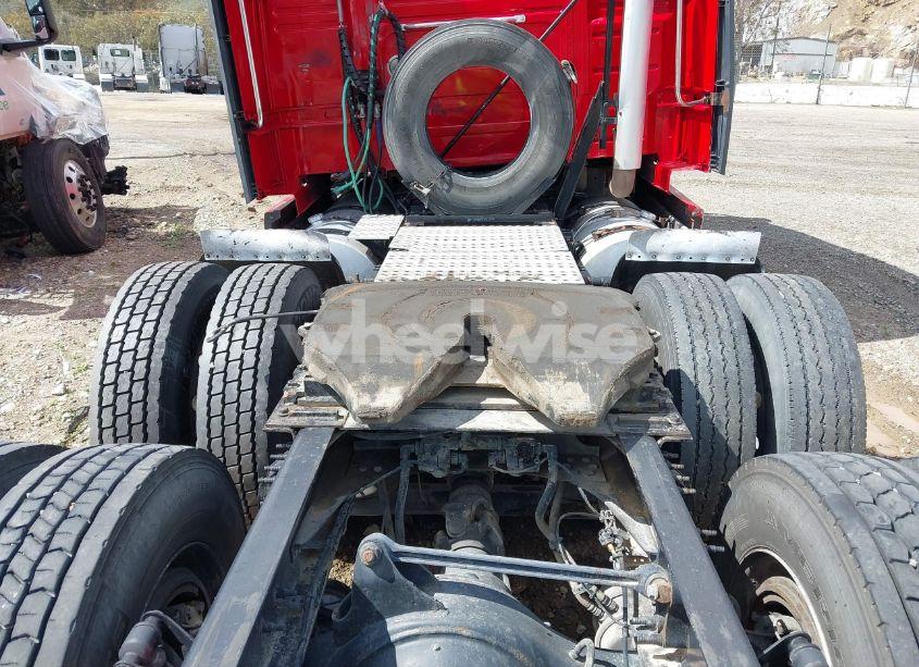 Photo 17 of 2015 Volvo Vn VNL (VIN 4V4NC9EH1FN922048)