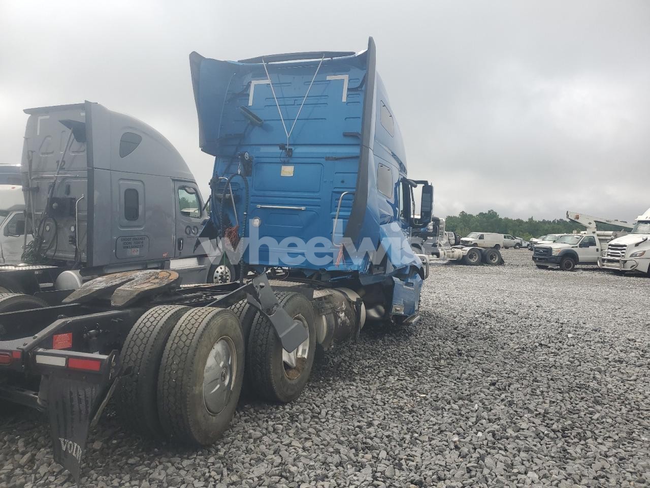 Photo 4 of 2021 VOLVO VNL SEMI TRUCK (VIN 4V4NC9EH1MN269539)