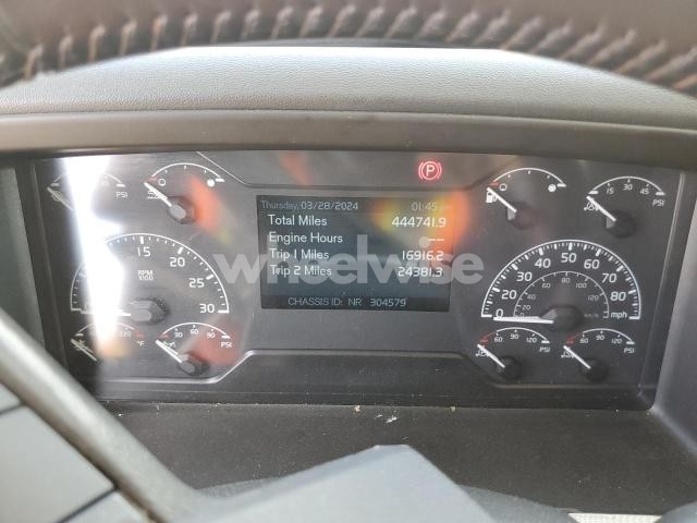 Photo 7 of 2022 VOLVO VN VNL (VIN 4V4NC9EH1NN304579)