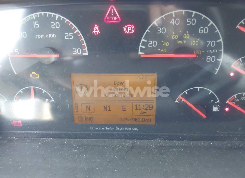 Photo 5 of 2016 Volvo Vn VNL (VIN 4V4NC9EH2GN934808)