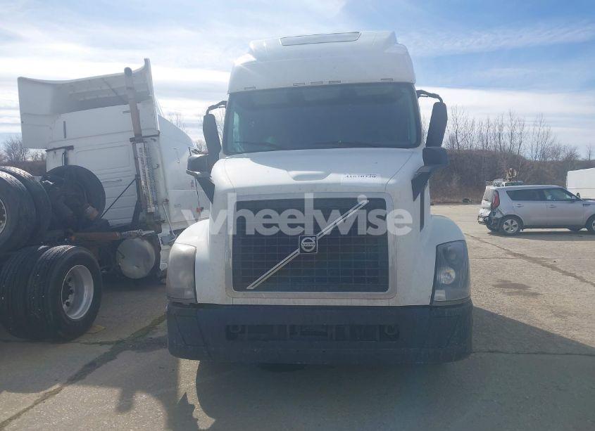 Photo 15 of 2016 Volvo Vn VNL (VIN 4V4NC9EH2GN956310)