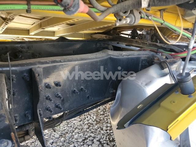 Photo 2 of 2024 VOLVO VN VNL (VIN 4V4NC9EH2RN636178)