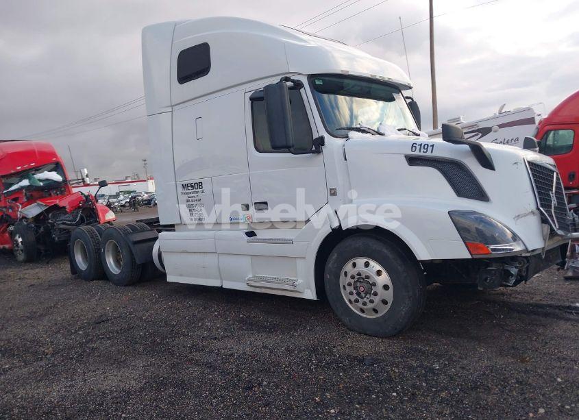 Photo 13 of 2016 Volvo Vn VNL (VIN 4V4NC9EH3GN950001)
