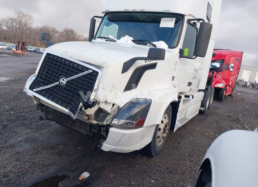 Photo 2 of 2016 Volvo Vn VNL (VIN 4V4NC9EH3GN950001)