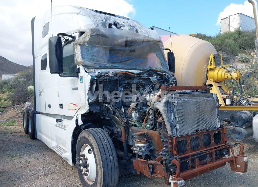 2022 Volvo Vnl (VIN 4V4NC9EH3NN320881) main photo