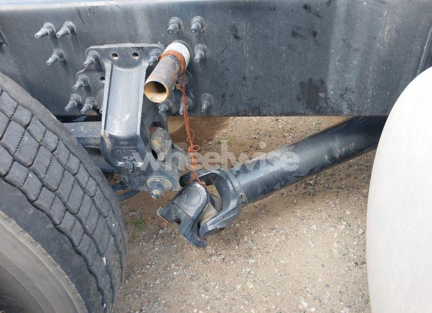 Photo 12 of 2022 Volvo Vnl (VIN 4V4NC9EH3NN320881)