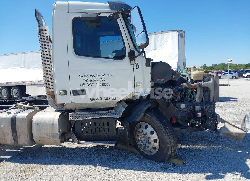 Photo 11 of 2012 Volvo Vn VNL (VIN 4V4NC9EH4CN548420)