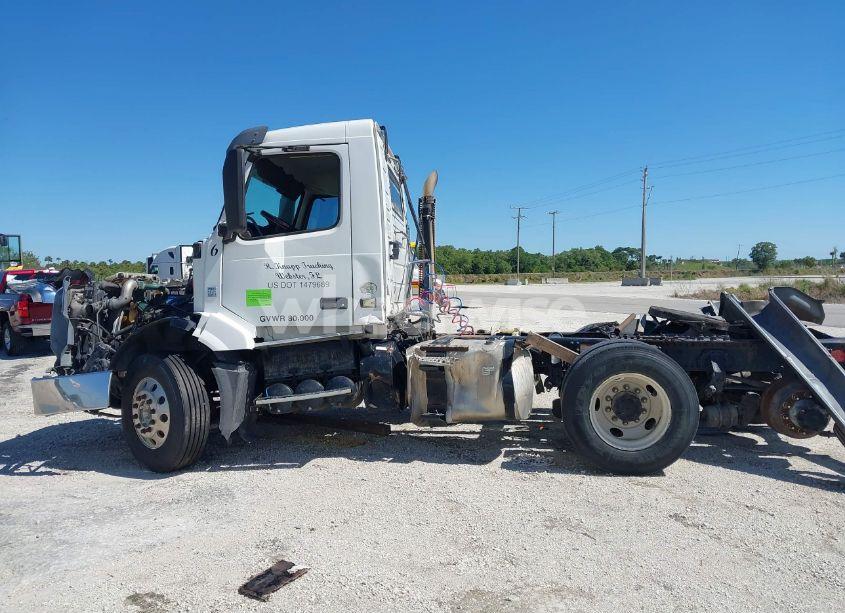 Photo 15 of 2012 Volvo Vn VNL (VIN 4V4NC9EH4CN548420)