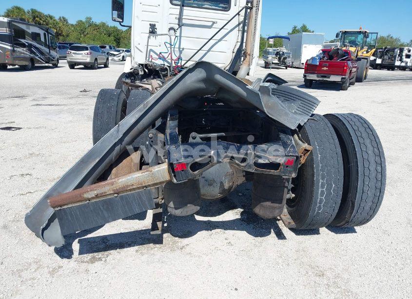 Photo 17 of 2012 Volvo Vn VNL (VIN 4V4NC9EH4CN548420)