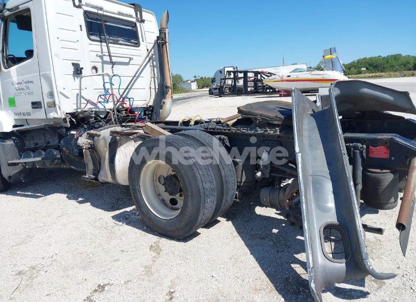 Photo 18 of 2012 Volvo Vn VNL (VIN 4V4NC9EH4CN548420)