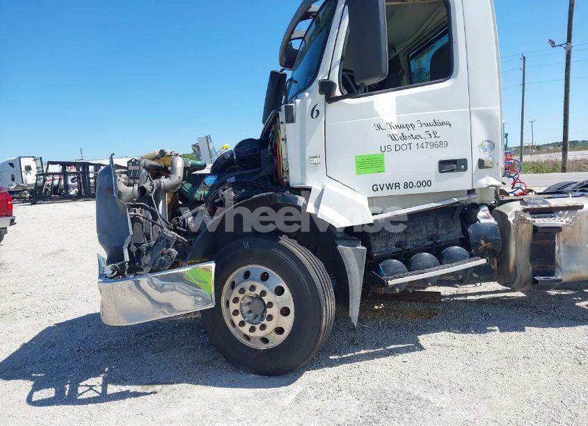 Photo 20 of 2012 Volvo Vn VNL (VIN 4V4NC9EH4CN548420)