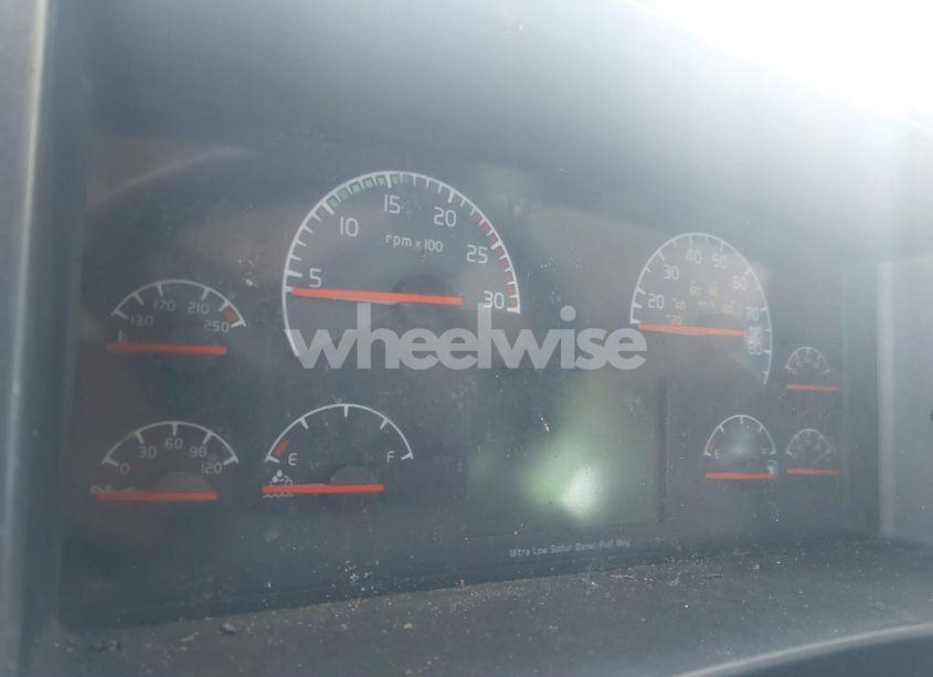 Photo 4 of 2012 Volvo Vn VNL (VIN 4V4NC9EH4CN548420)