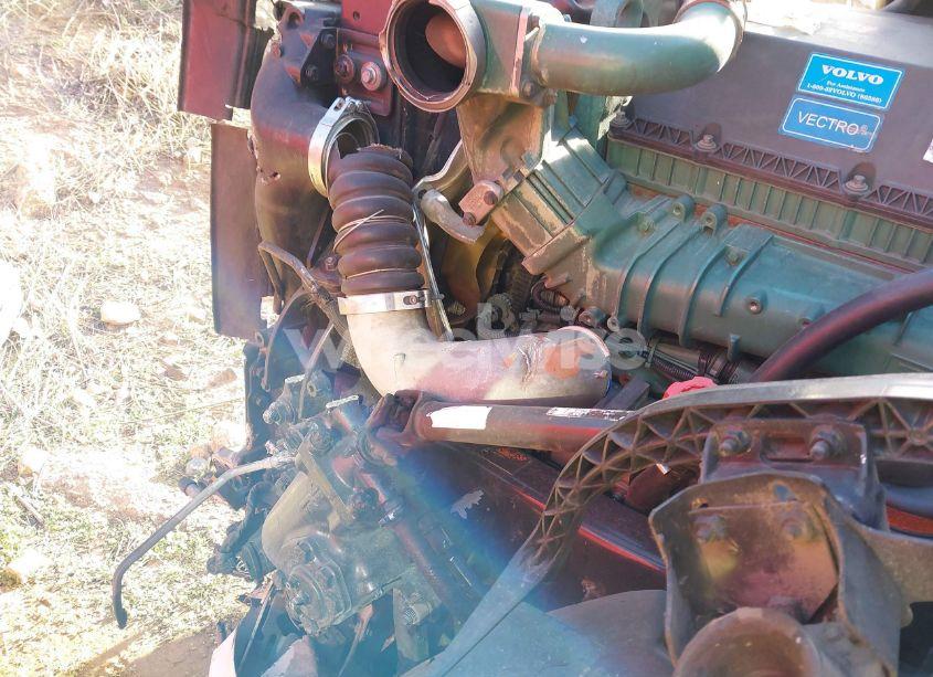 Photo 13 of 2015 Volvo Vn VNL (VIN 4V4NC9EH4FN919662)