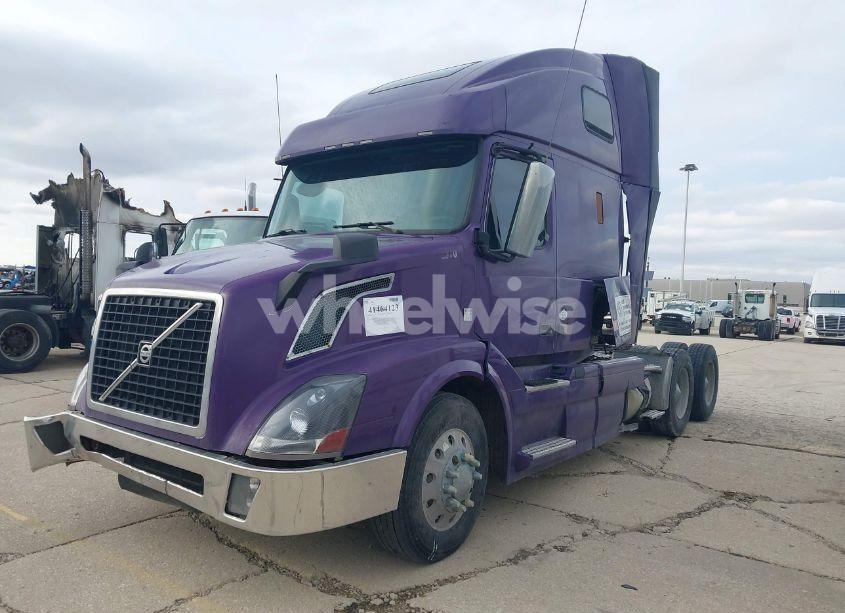 Photo 2 of 2012 Volvo Vn VNL (VIN 4V4NC9EH5CN537376)