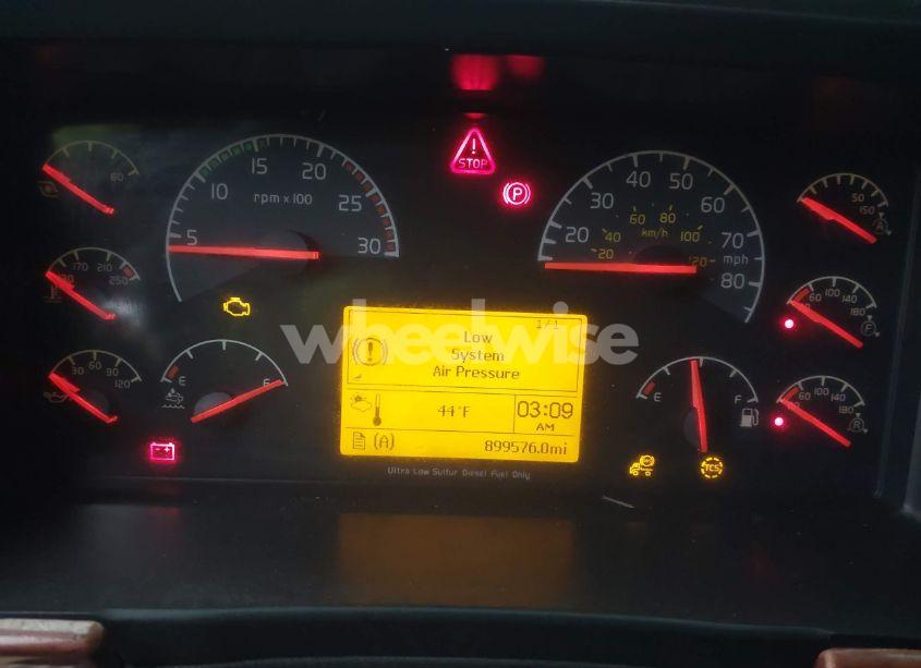 Photo 5 of 2012 Volvo Vn VNL (VIN 4V4NC9EH5CN537376)