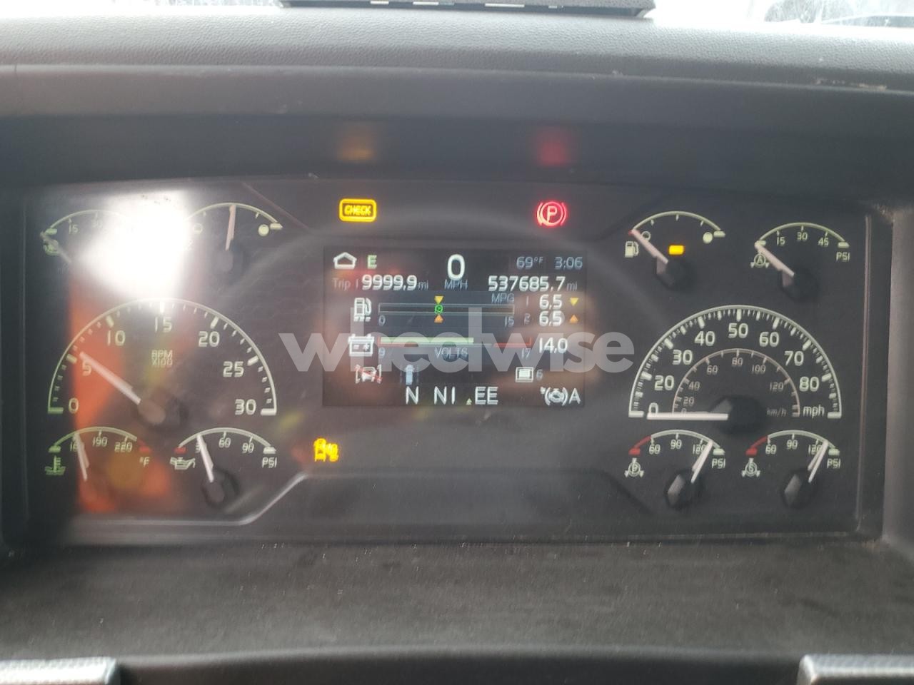 Photo 8 of 2021 VOLVO VNL SEMI TRUCK (VIN 4V4NC9EH6MN248444)