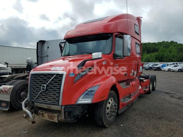 Photo 9 of 2022 VOLVO VNL SEMI TRUCK (VIN 4V4NC9EH6NN297788)