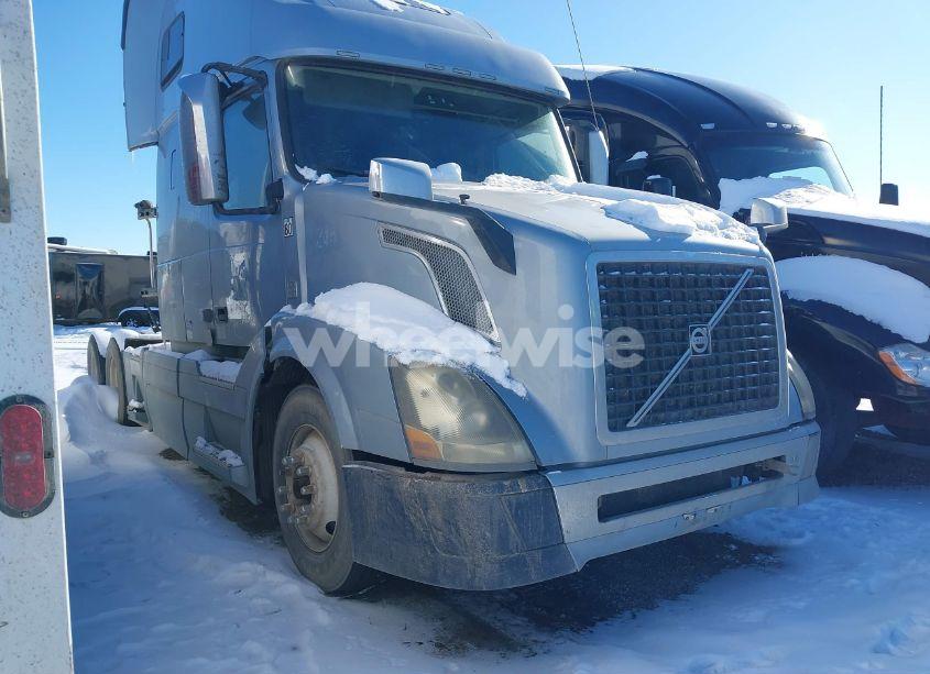 2015 Volvo Vn VNL (VIN 4V4NC9EH7FN914195) main photo