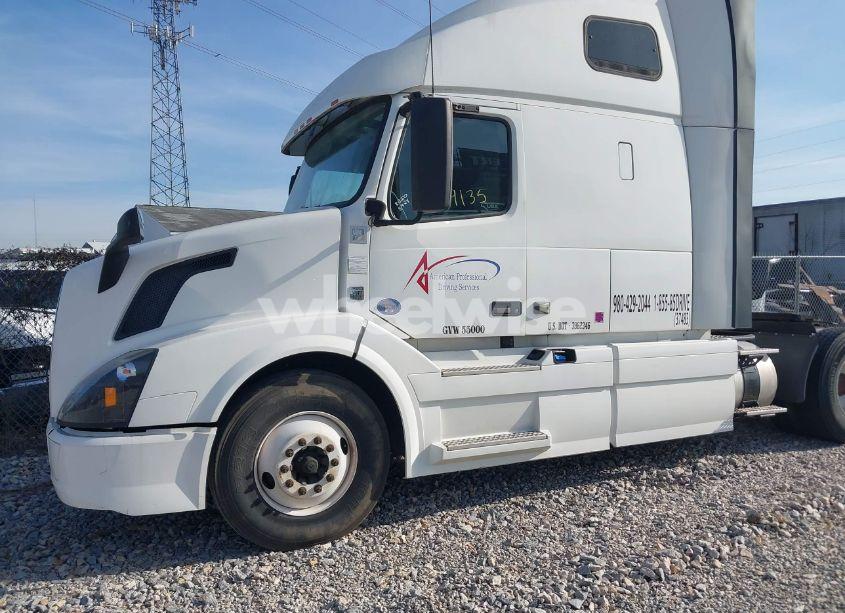 Photo 13 of 2016 Volvo Vn VNL (VIN 4V4NC9EH7GN938692)