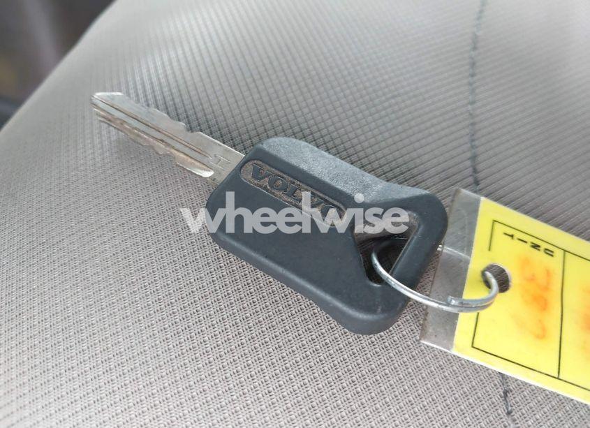 Photo 10 of 2016 Volvo Vn VNL (VIN 4V4NC9EH7GN955413)